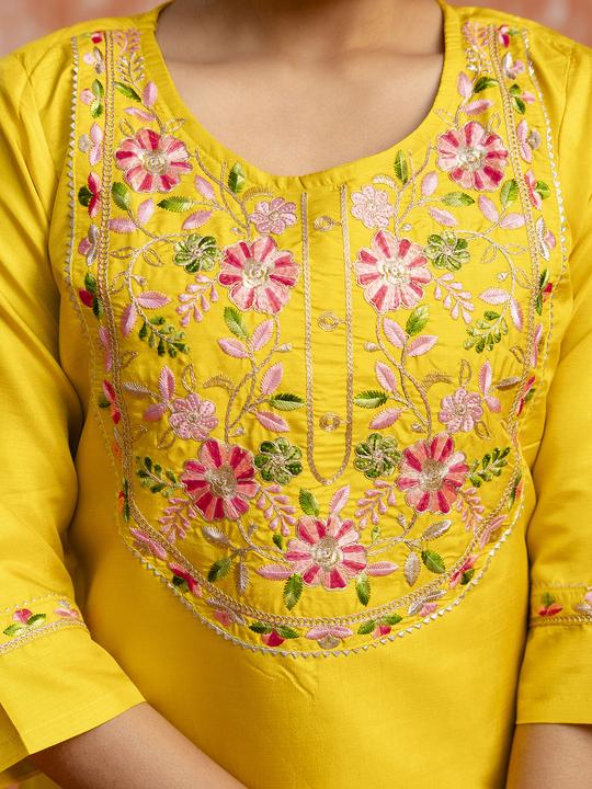 VP 9697 Yellow Silk Blend Kurti Pant Dupatta Set